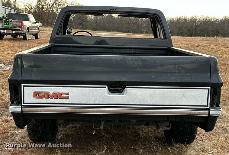 image for item LK9749 1986 GMC  C1500 pickup truck
