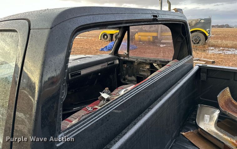 image for item LK9749 1986 GMC  C1500 pickup truck