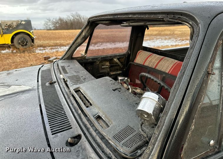 image for item LK9749 1986 GMC  C1500 pickup truck