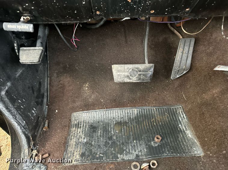 image for item LK9749 1986 GMC  C1500 pickup truck