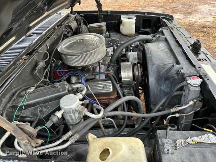 image for item LK9749 1986 GMC  C1500 pickup truck