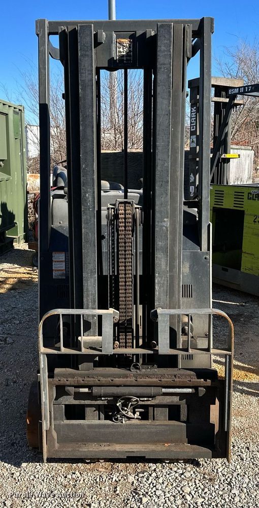 image for item LK9753 Crown RC3020-30 order picker