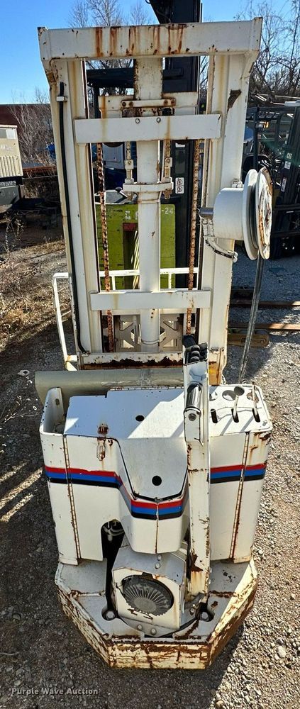 image for item LK9755 Prime-Mover SR30 order picker