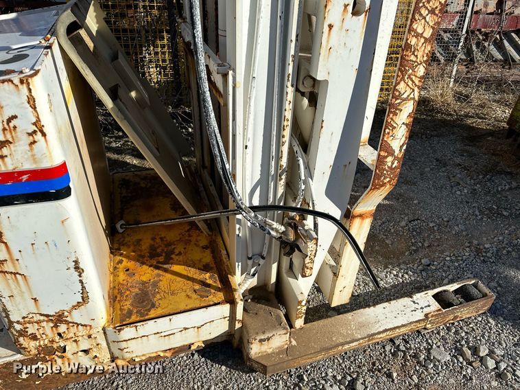 image for item LK9755 Prime-Mover SR30 order picker