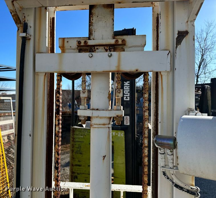 image for item LK9755 Prime-Mover SR30 order picker