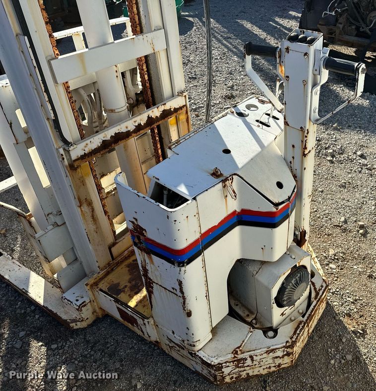 image for item LK9755 Prime-Mover SR30 order picker