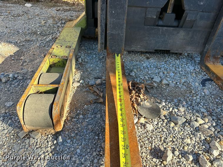 image for item LK9756 Clark NP 300-40 order picker