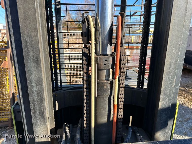 image for item LK9756 Clark NP 300-40 order picker