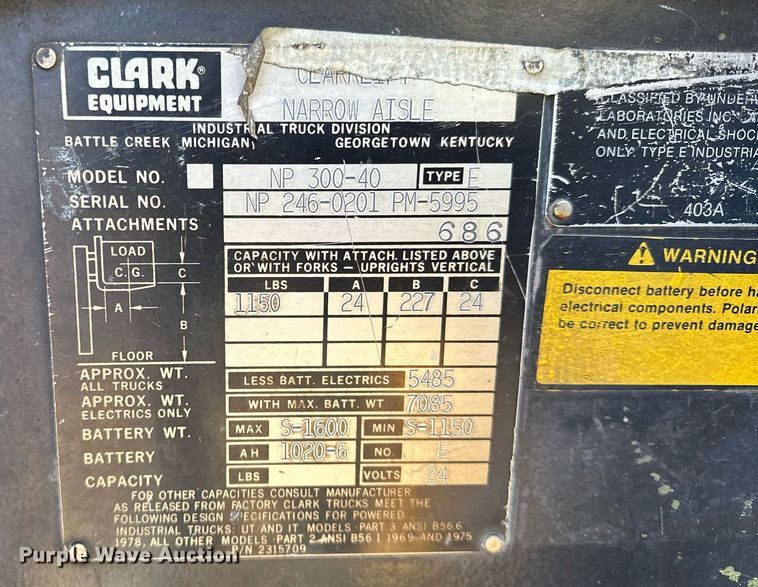 image for item LK9756 Clark NP 300-40 order picker