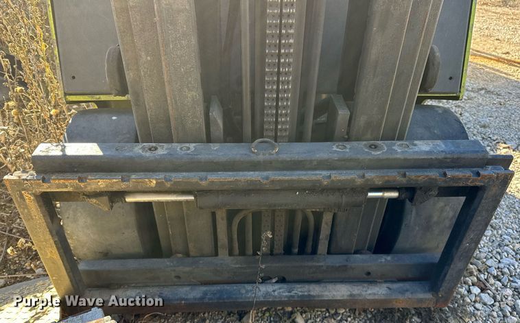 image for item LK9757 Clark ESMII-17 order picker