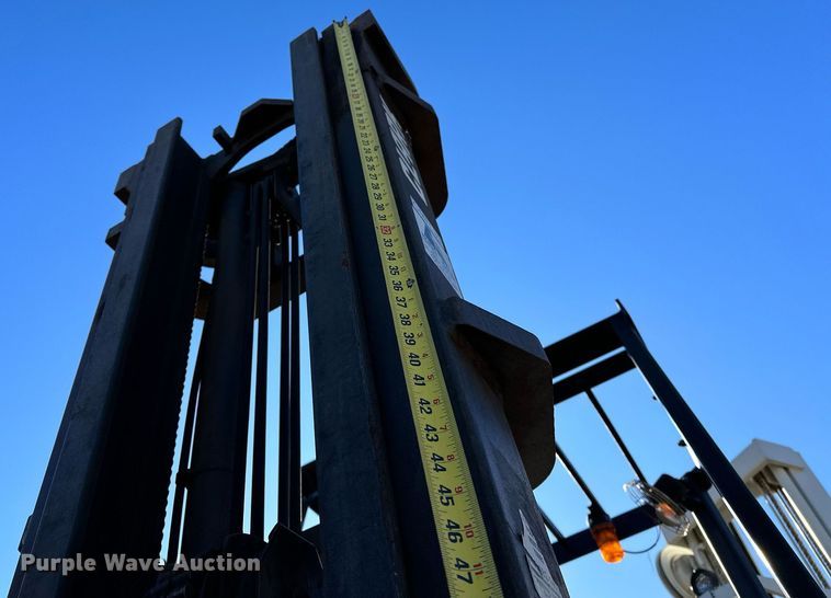 image for item LK9757 Clark ESMII-17 order picker