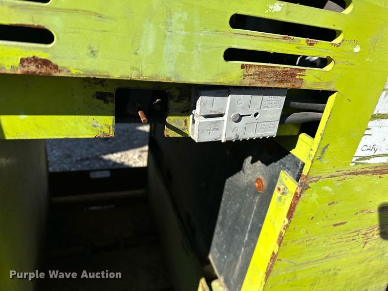 image for item LK9757 Clark ESMII-17 order picker