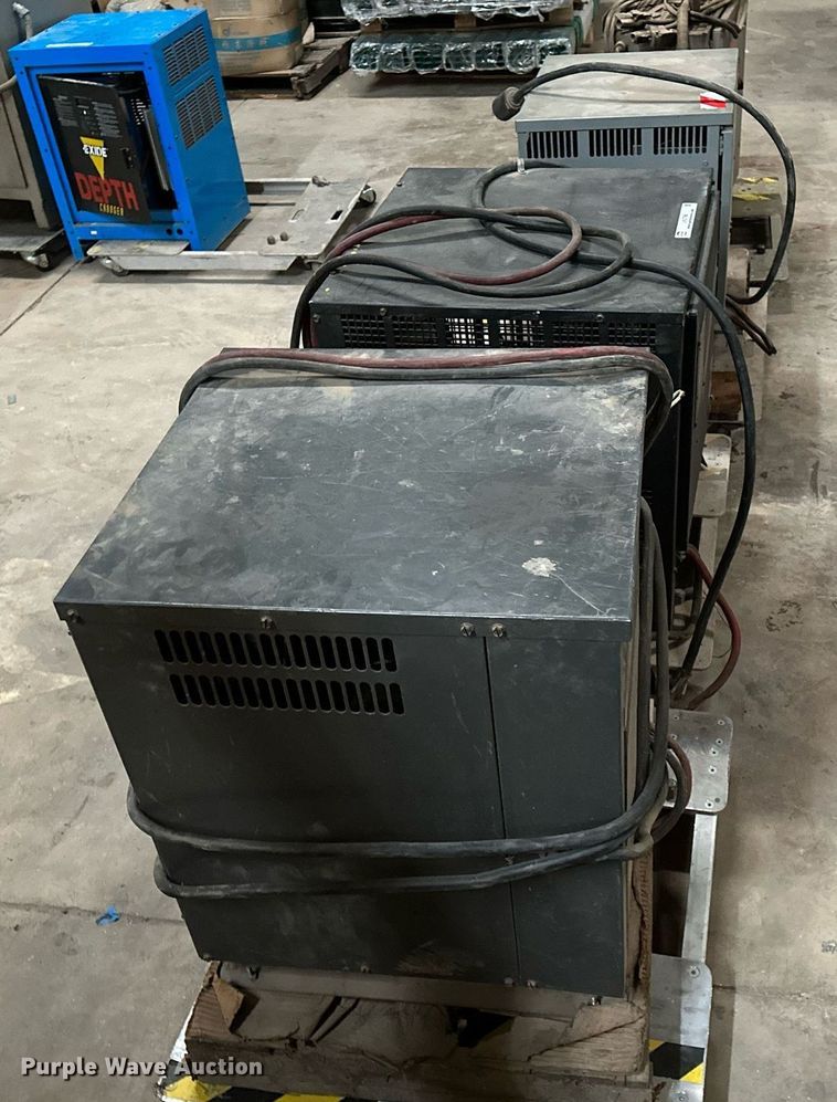 image for item LK9766 (4) forklift battery chargers 