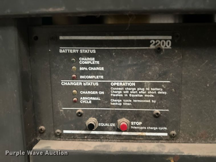 image for item LK9766 (4) forklift battery chargers 