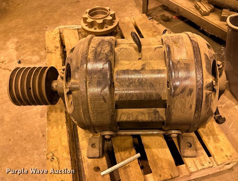 image for item LK9779 Gisholt turret lathe 