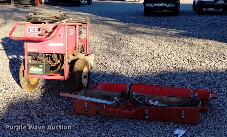 image for item LN9912 ICS hydraulic chainsaw 