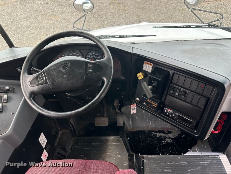 image for item LV9055 2008 International CE200 school bus