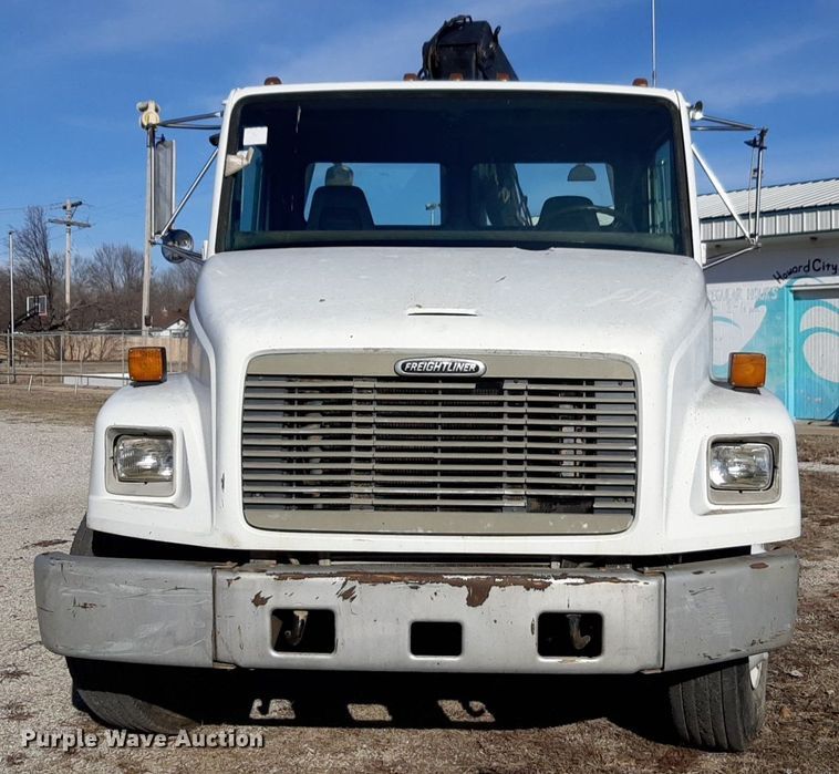 image for item LY9037 1999 Freightliner FL70 crane truck