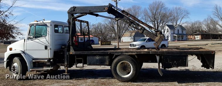 image for item LY9037 1999 Freightliner FL70 crane truck