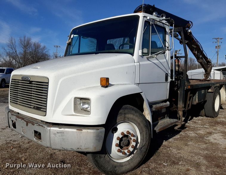 image for item LY9037 1999 Freightliner FL70 crane truck