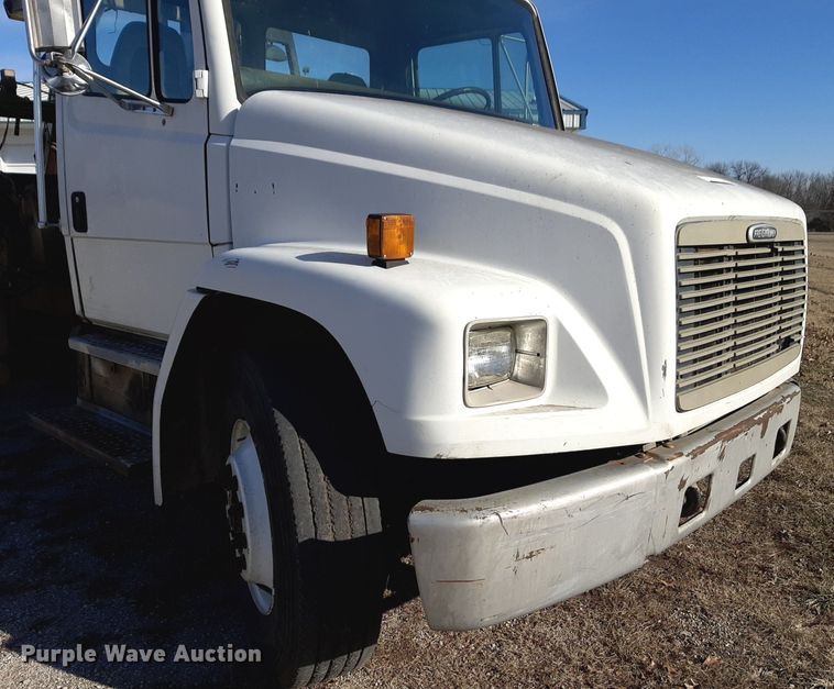 image for item LY9037 1999 Freightliner FL70 crane truck