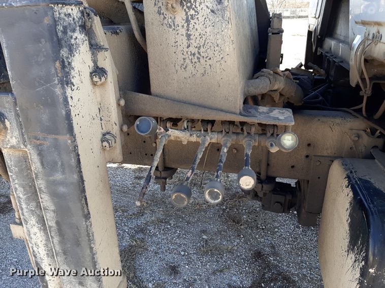 image for item LY9037 1999 Freightliner FL70 crane truck