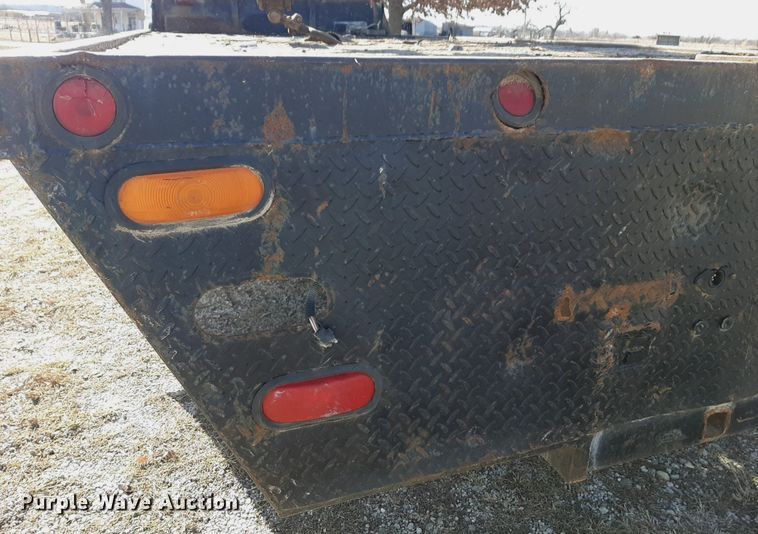 image for item LY9037 1999 Freightliner FL70 crane truck