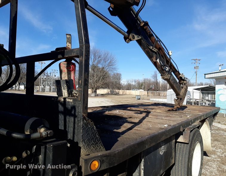 image for item LY9037 1999 Freightliner FL70 crane truck