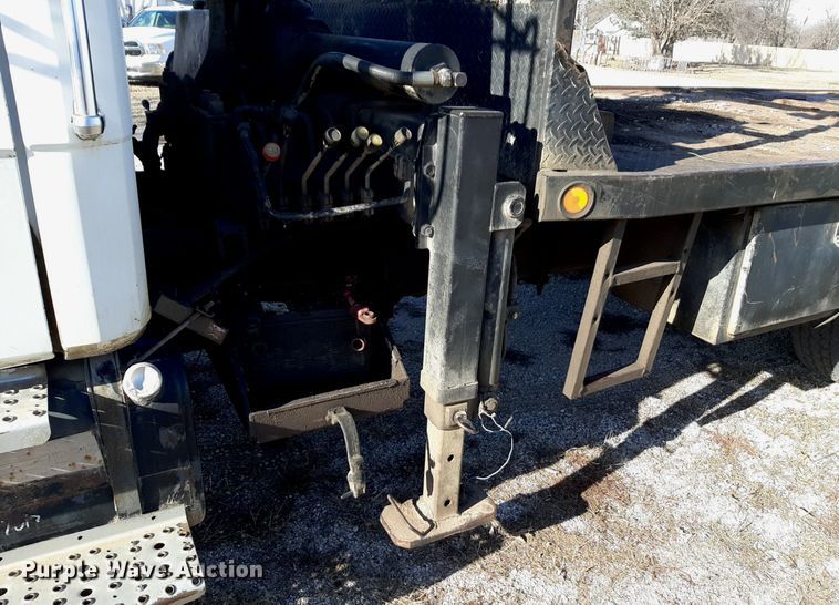 image for item LY9037 1999 Freightliner FL70 crane truck