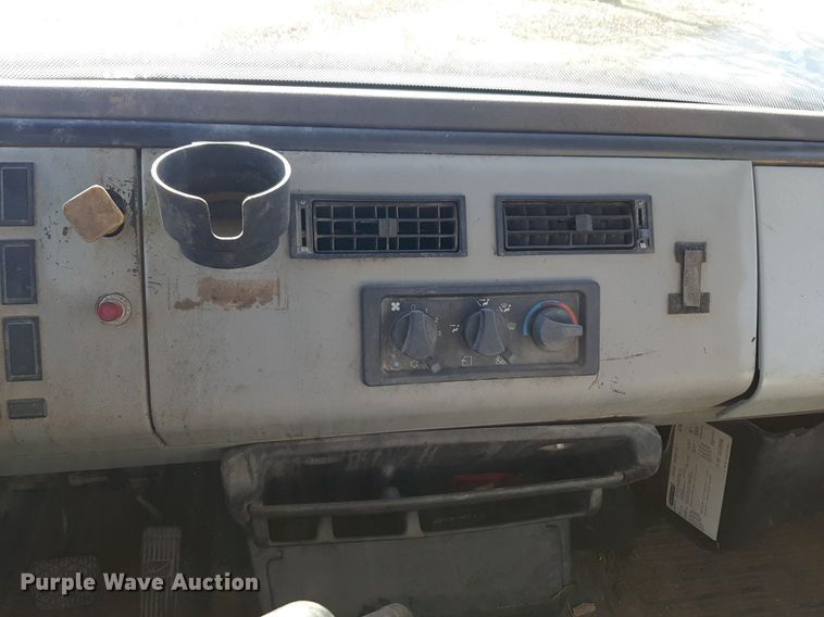 image for item LY9037 1999 Freightliner FL70 crane truck