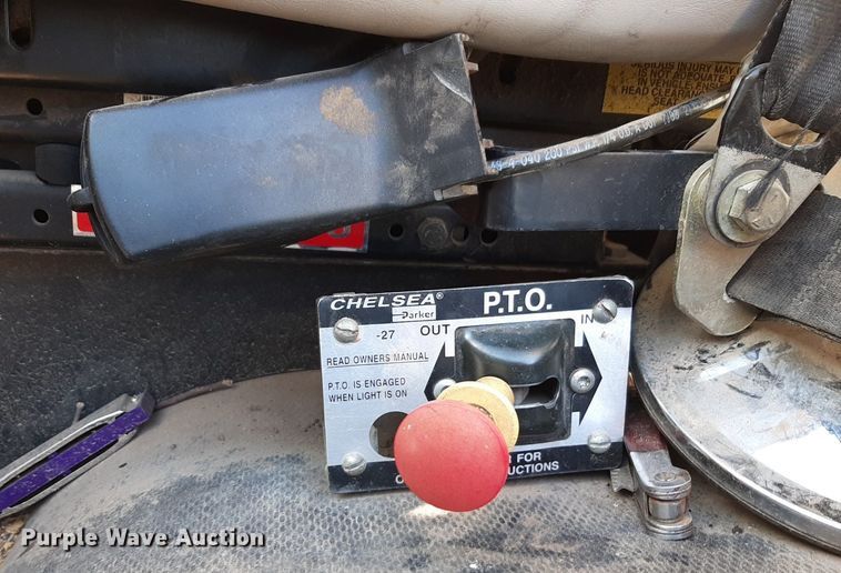 image for item LY9037 1999 Freightliner FL70 crane truck