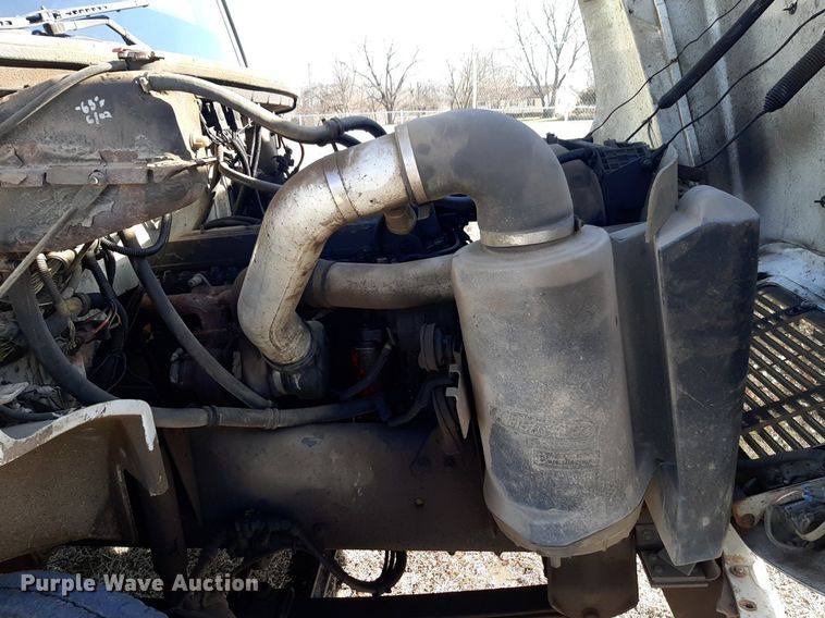 image for item LY9037 1999 Freightliner FL70 crane truck