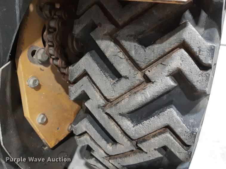 image for item LY9039 2013 Vermeer SC252 stump grinder