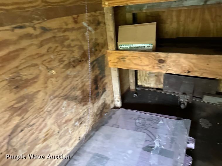 image for item MQ9398 1992 Haulmark enclosed cargo trailer