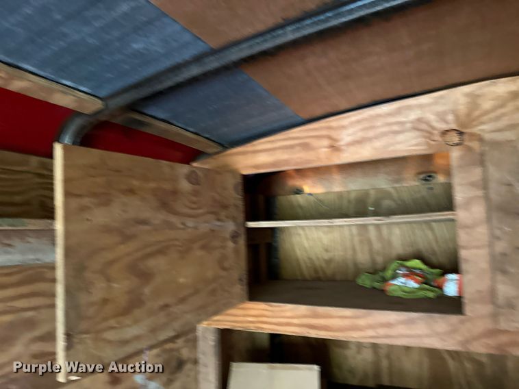 image for item MQ9398 1992 Haulmark enclosed cargo trailer