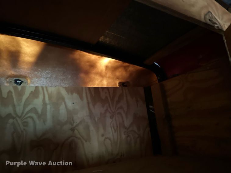 image for item MQ9398 1992 Haulmark enclosed cargo trailer