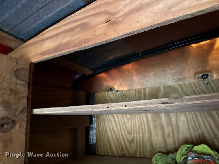 image for item MQ9398 1992 Haulmark enclosed cargo trailer