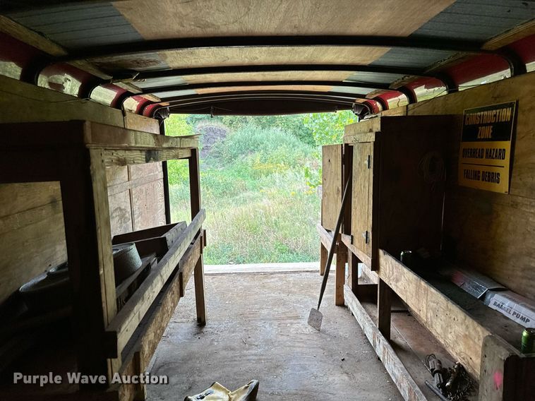 image for item MQ9398 1992 Haulmark enclosed cargo trailer