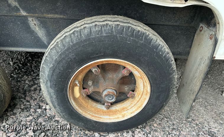 image for item MQ9398 1992 Haulmark enclosed cargo trailer