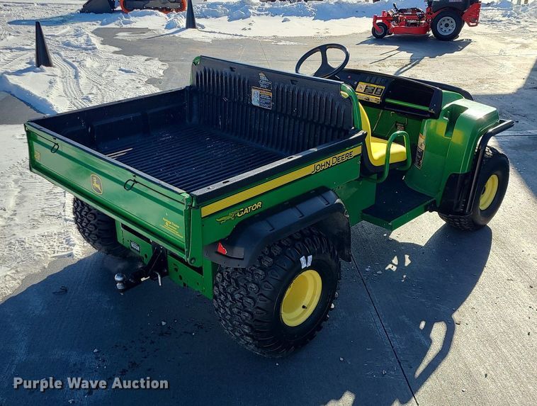 image for item MQ9573 John Deere Gator TS utility vehicle