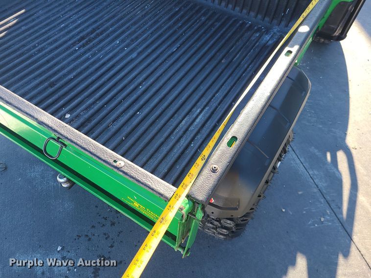 image for item MQ9573 John Deere Gator TS utility vehicle