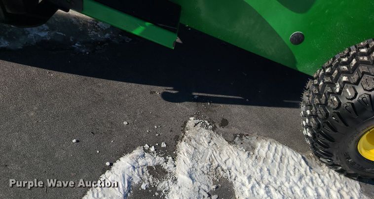 image for item MQ9573 John Deere Gator TS utility vehicle