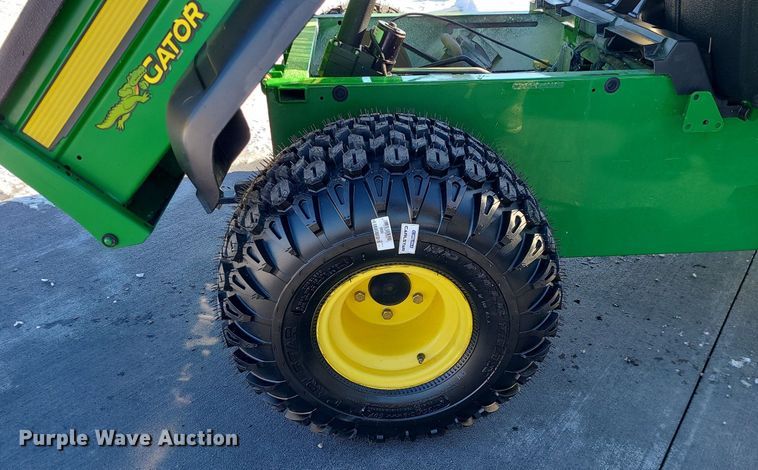 image for item MQ9573 John Deere Gator TS utility vehicle