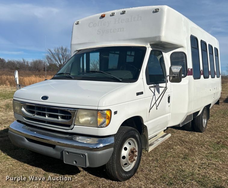 image for item NB9298 1998 Ford  E350 shuttle bus