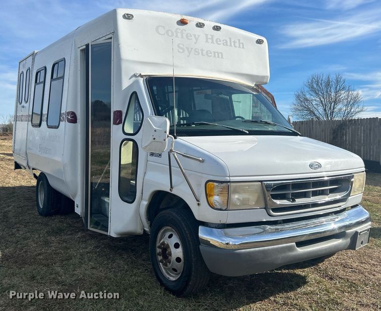 image for item NB9298 1998 Ford  E350 shuttle bus