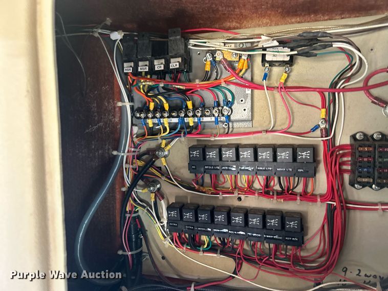 image for item NB9298 1998 Ford  E350 shuttle bus