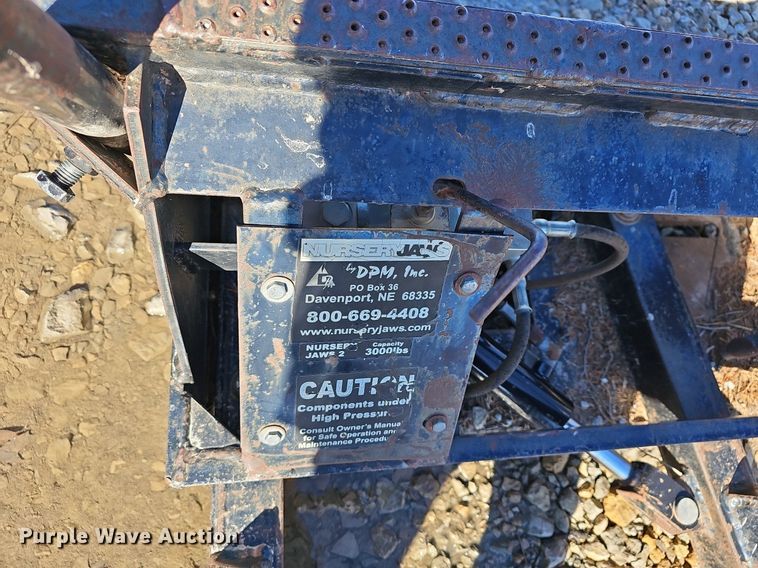 image for item NE9423 DPM 2 skid steer nursery jaws