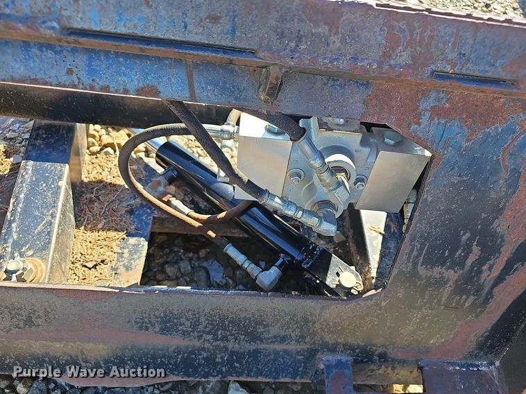 image for item NE9423 DPM 2 skid steer nursery jaws