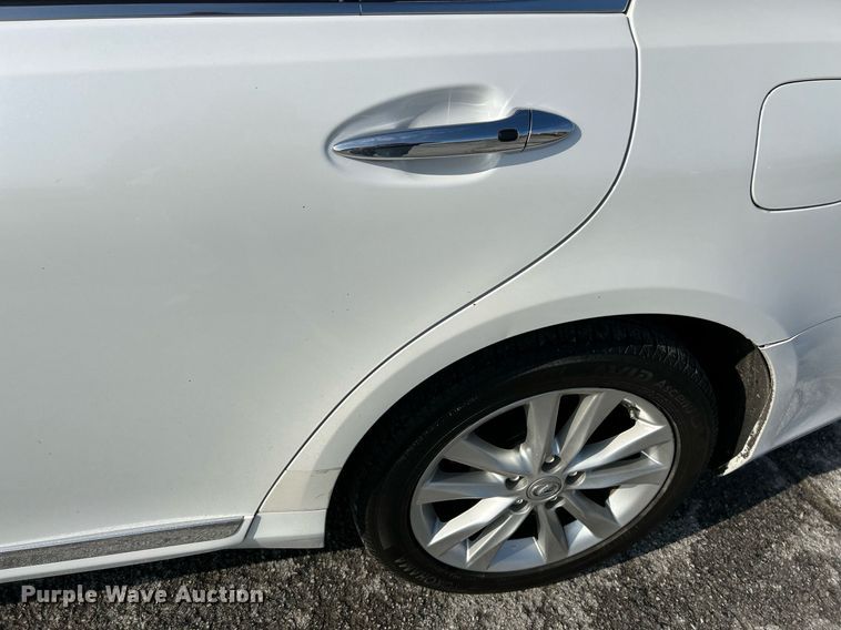 image for item NE9610 2011 Lexus  ES 350  