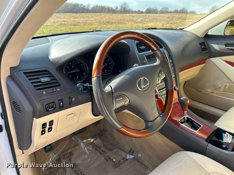 image for item NE9610 2011 Lexus  ES 350  